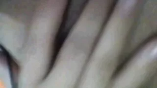 குறும்பு இல்லத்தரசி மாமி அசகுரா சேவல் பந்துகளை ஆழமாக வீசுகிறார்