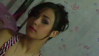 மீண்டும் தடித்த அம்மா பெரிய மார்பகங்கள் சவாரிகள் மேல் கடின சேவல்