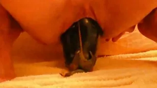 ஸ்வீட் பேப் பிரிட்னி பான்எக்ஸ்எக்ஸ் ஒரு pov கேமராவில் ஒரு கடினமான துருவத்தை வீசுகிறது