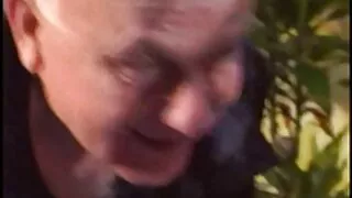 சோக்கி ஐஸ் மற்றும் அவரது நண்பர் இரண்டு சுவையான அழகிகளை ஃபக் செய்கிறார்கள்