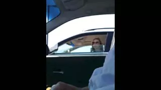 வசீகரிக்கும் குழந்தை ஜிமினா லாகோ ஒரு தனியா கொடுத்து புண்டையில் புணர்கிறார்