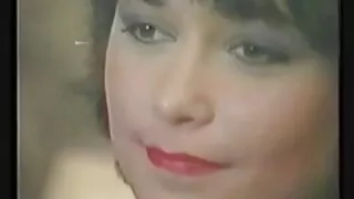 சூடான அழகி பேப் தாகம் இராணுவ அதிகாரி தனிப்பட்ட மற்றும் ஒரு சிறிய stinky ஆண்குறி வீசும்