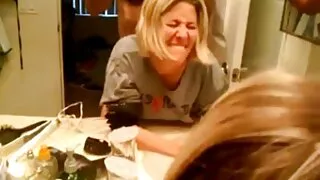 கருங்காலி நட்சத்திரம் அரியானா எய்ம்ஸ் ஒரு டிட்ஜோப்பைக் கொடுத்து, அவளது புண்டையை ஊடுருவிச் செல்கிறார்