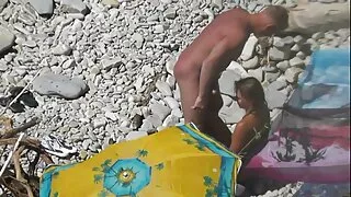 அழகி பேப் Jynx பிரமை அவரது காதலன் ஒரு அற்புதமான தனியா கொடுக்கிறது